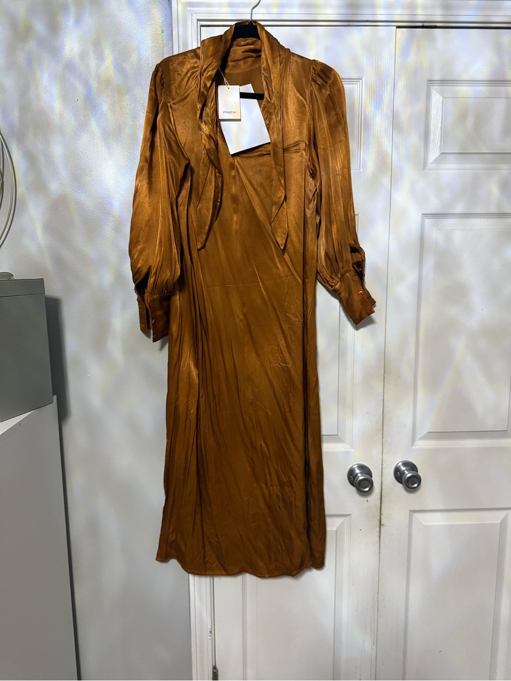 FRNCH Amber Brown Long Sleeve Tie-Neck Midi Dress